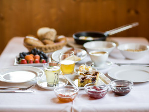 Ein reichhaltiges Frühstück für den perfekten Start in Ihren Urlaubstag